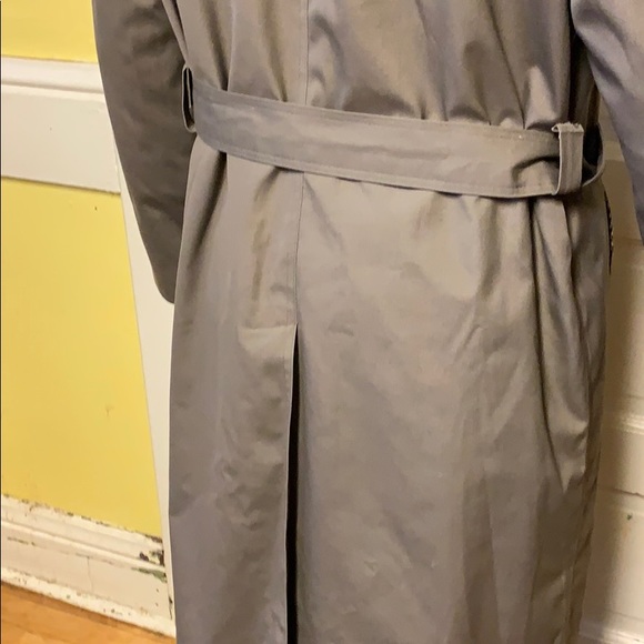 Never Worn Christian Dior Water Res. Belted Trench - Picture 6 of 8